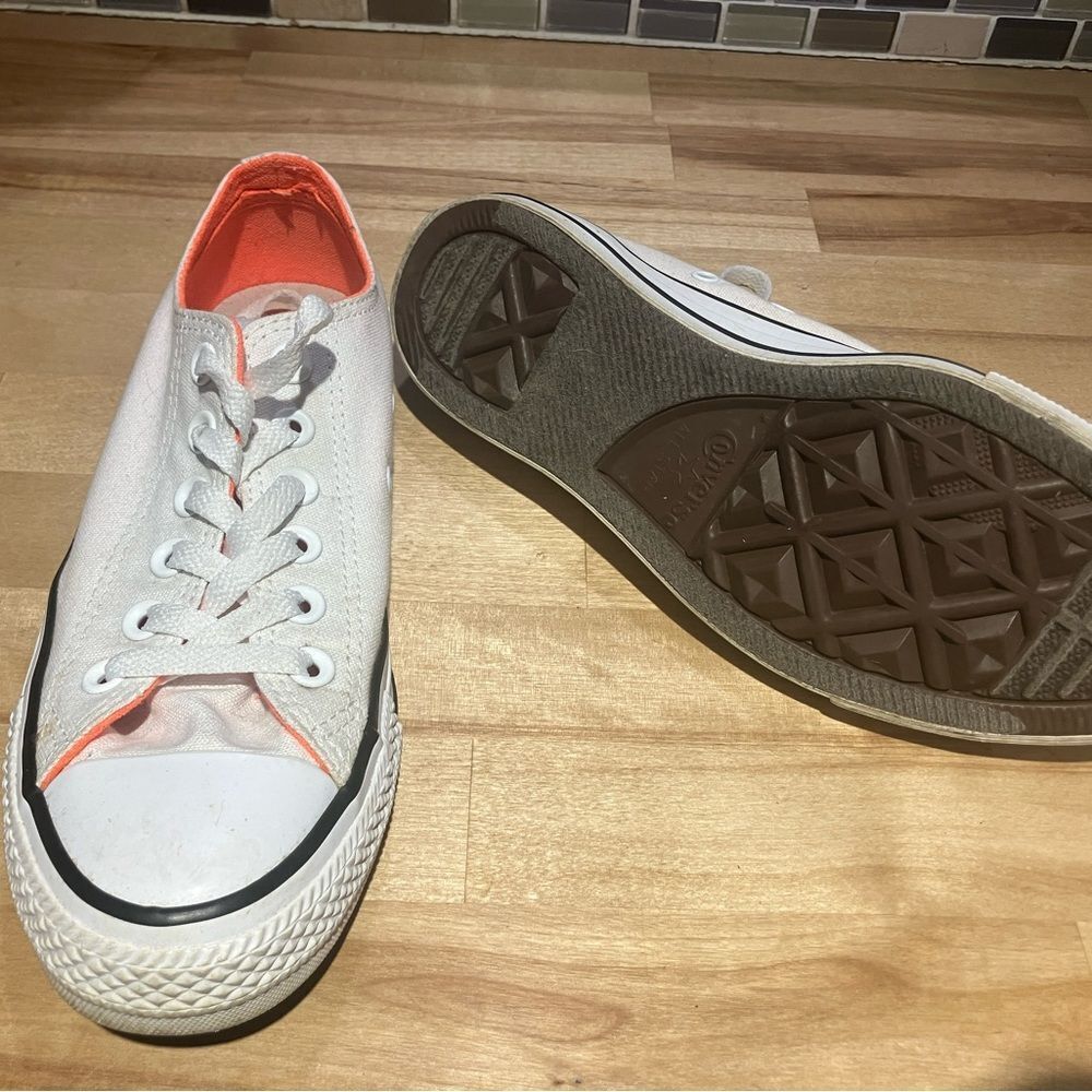 Converse All Stars, white/orange, excellent condition, size 7 - Picture 2 of 5